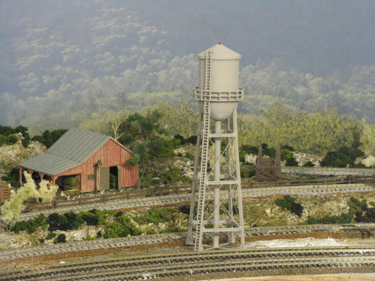HO & O Scale Water Tower